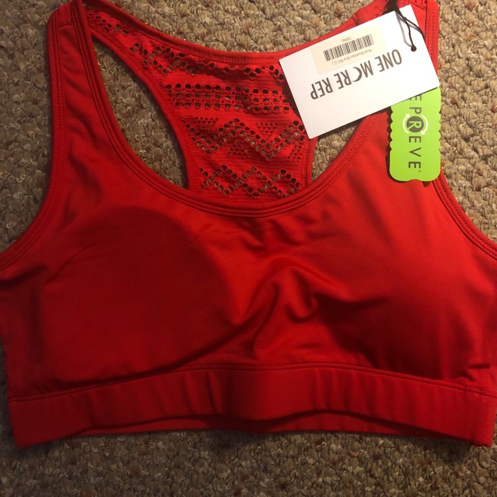 Sports bra